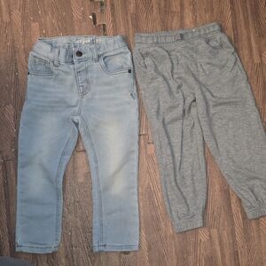 Cat & Jack Kids Gray Joggers and Light Blue Jeans